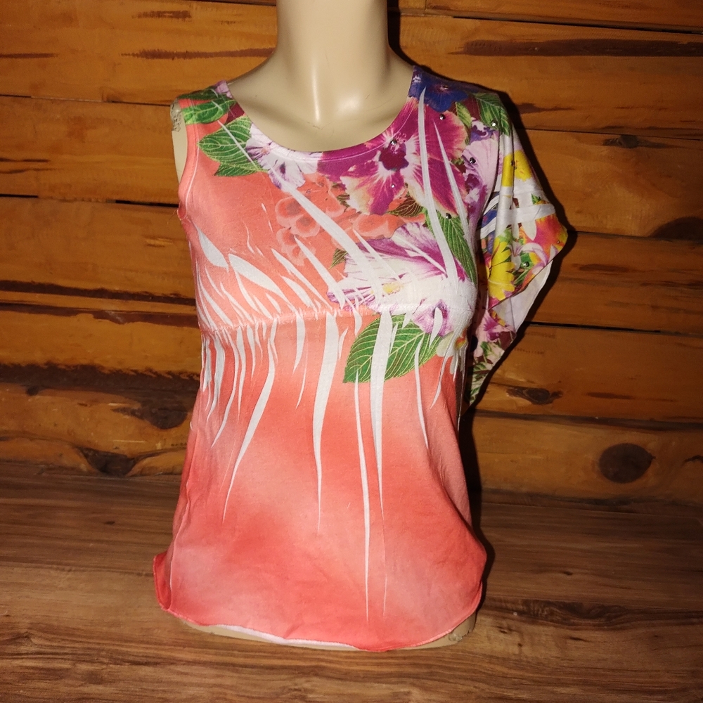 (S) Candies One Shoulder Top
